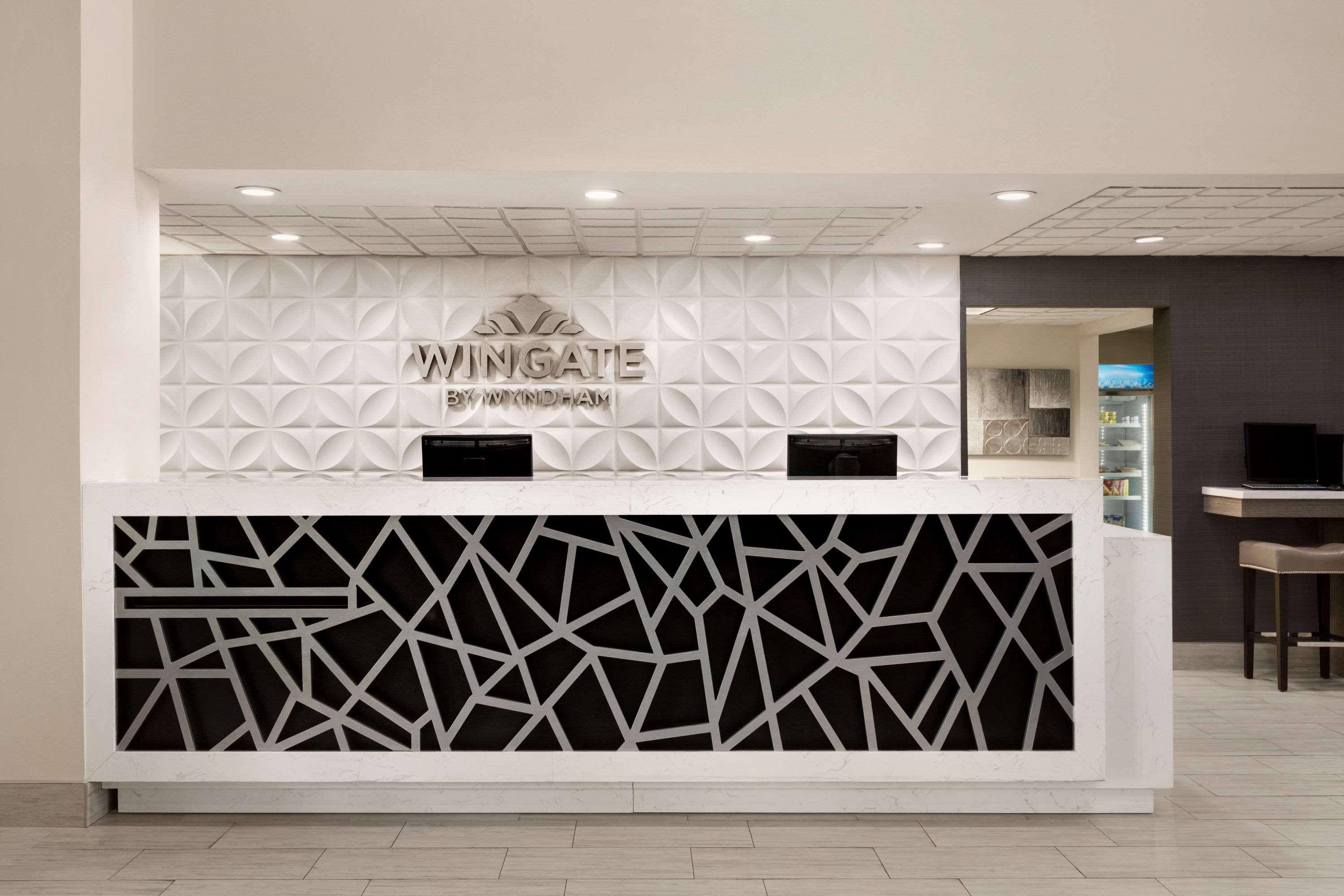Wingate By Wyndham Montgomery Exterior photo